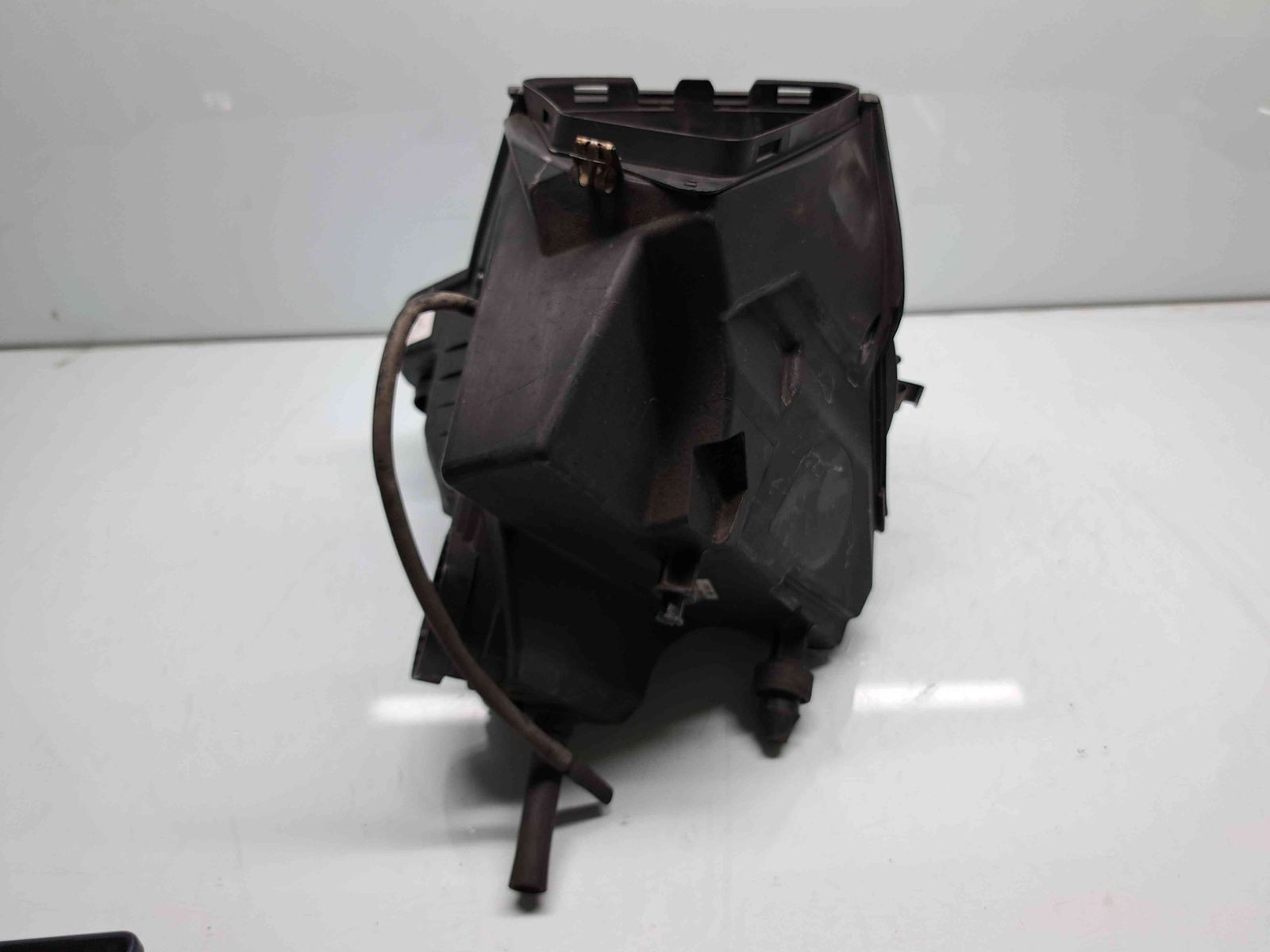 Carcasa filtru aer AUDI A4 (8K2, B8) [Fabr 2008-2015] 8K0133837B 3.0 TDI CCWA 176KW / 239CP - imagine 2