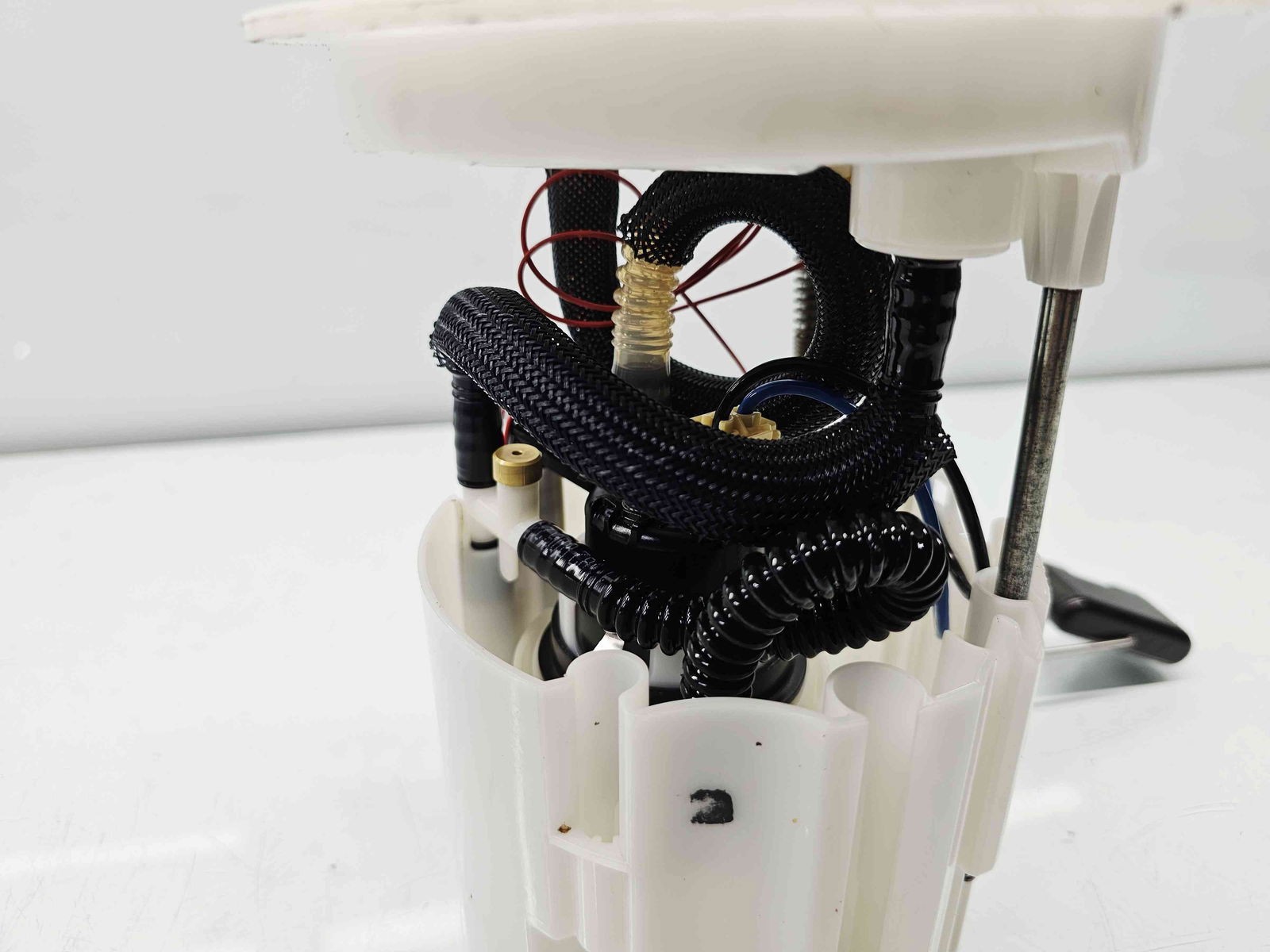 Pompa combustibil Volvo V70 III (P80) [Fabr 2007-2016] 31274669 2.0 D4204TS 133KW / 181CP - imagine 2