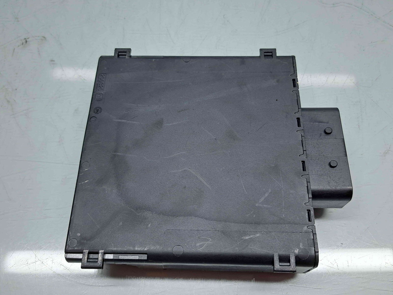 Modul stabilizator tensiune AUDI A5 (8T3) [Fabr 2007-2015] 8K0959663B - imagine 3