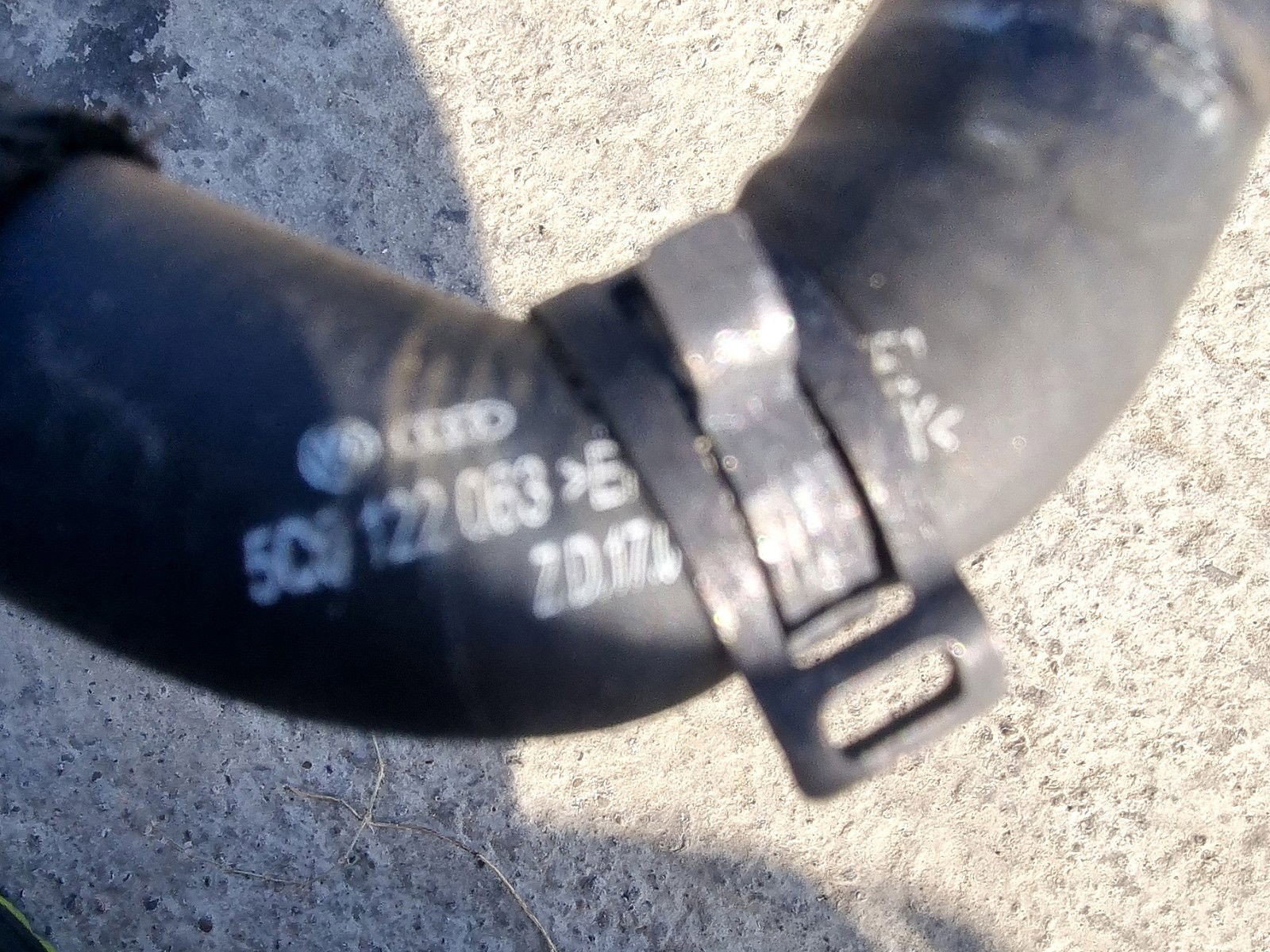 Furtun apa AUDI A3 (8V1) [Fabr 2012-2017] 5Q0122063 1.4 TSI CZDA 110 KW / 150 CP - imagine 2