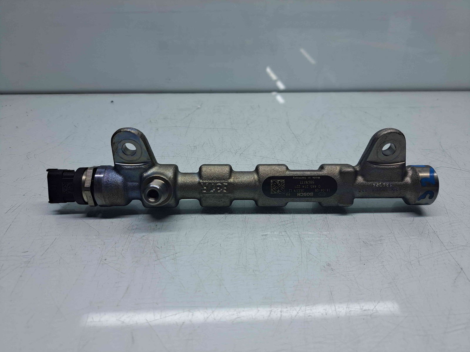 Rampa injectoare Opel Astra J [Fabr 2009-2015] 55576177 2.0 CDTI A20DTH 120KW / 163CP - imagine 1