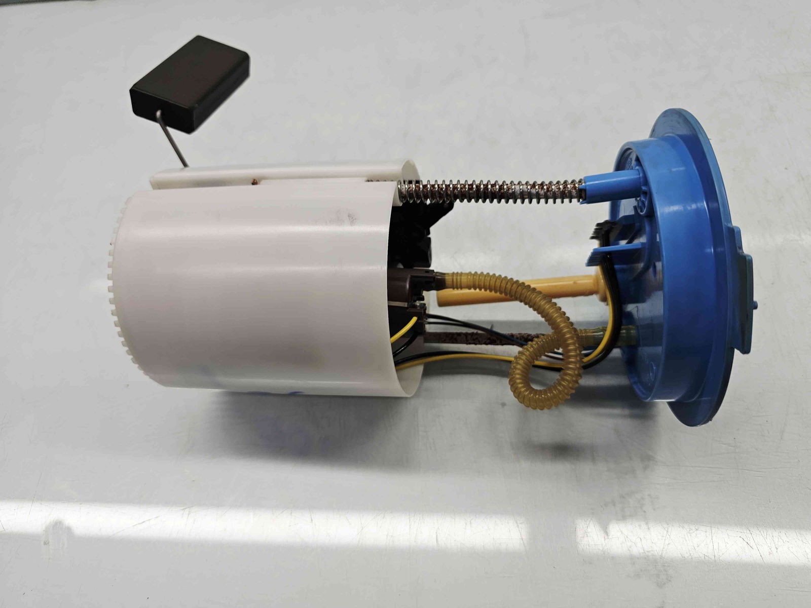 Pompa combustibil Seat Leon (1P1) [Fabr 2005-2011] 1K0919051CL 2.0 FSI CCZB 155KW / 210CP - imagine 2