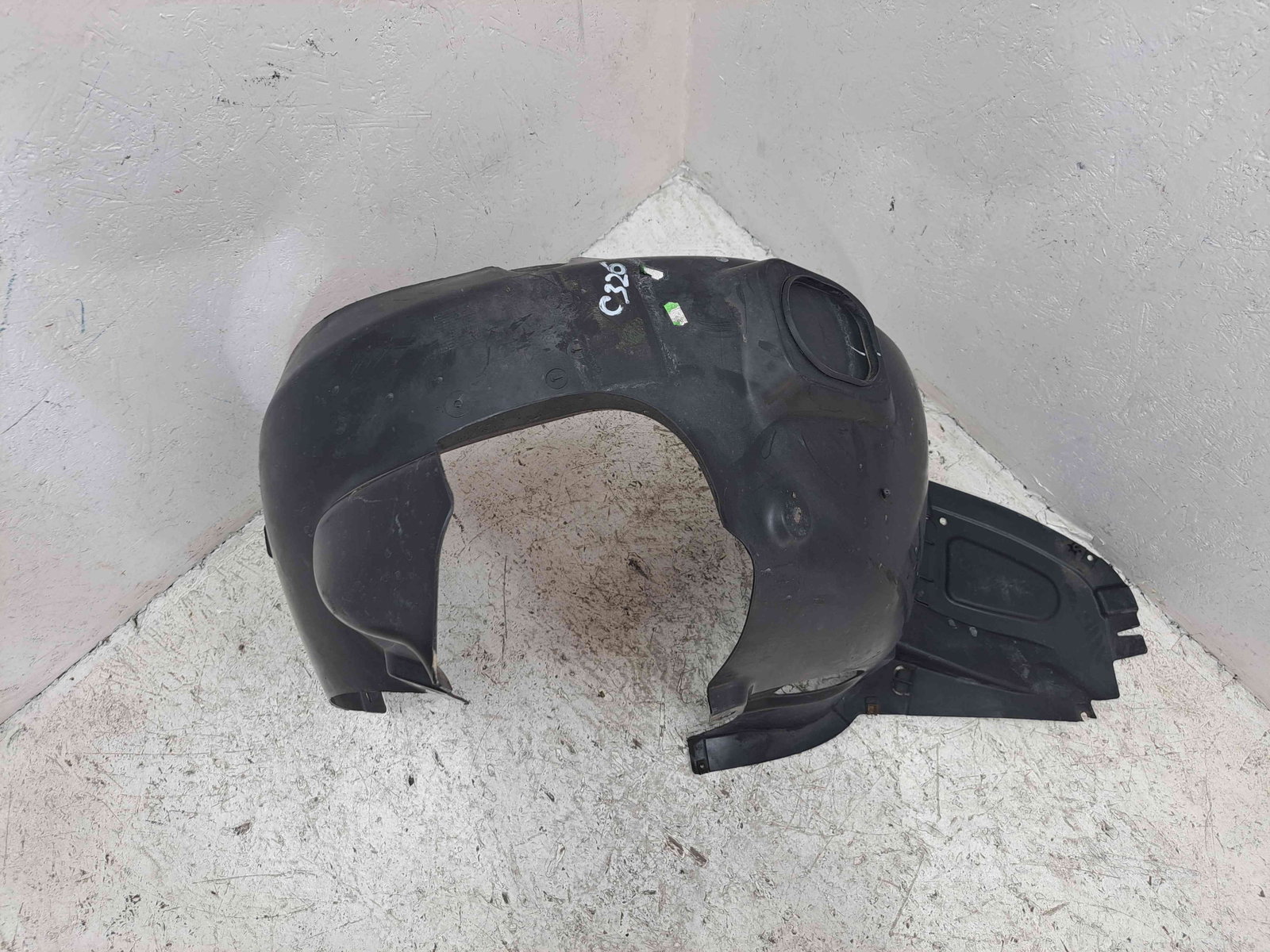 Carenaj roata stanga fata Skoda Rapid (NH3) [Fabr 2012-2019] 5JA809961 - imagine 2