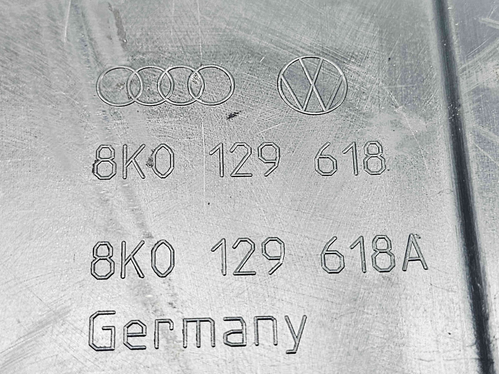 Deflector aer Audi A5 (8T3) [Fabr 2007-2015] 8K0129618A - imagine 3