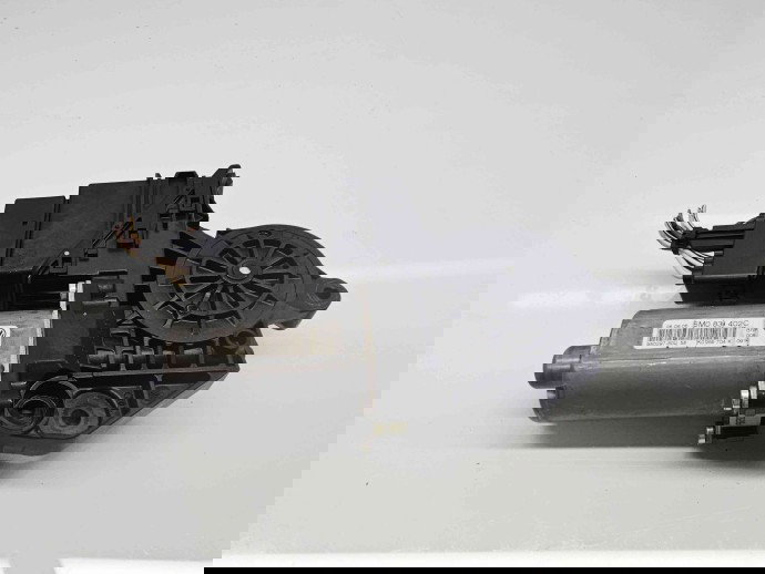 Motoras geam dreapta spate Volkswagen Golf 5 Plus (5M1) [Fabr 2005-2008] 5M0839402C