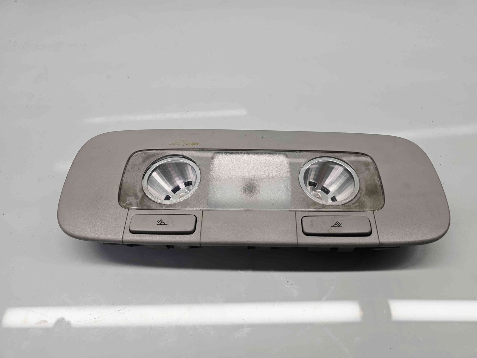 Plafoniera spate Volkswagen Golf 5 Plus (5M1) [Fabr 2005-2008] OEM