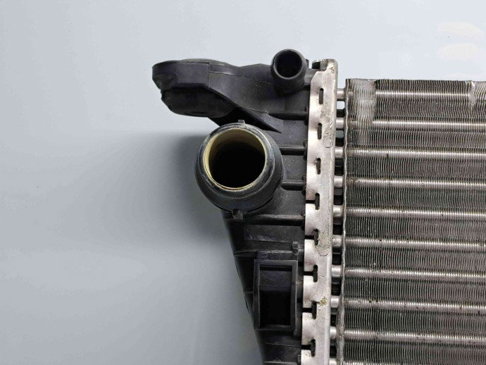 Radiator apa  AUDI A5 (8T3) [Fabr 2007-2015] 8K0121251R 2.0 TDI CJCB 100KW / 136CP