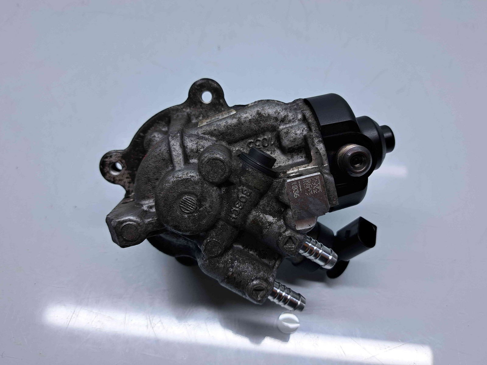 Pompa inalta presiune AUDI A4 (8W2, B9) [Fabr 2015-prezent] 04L130755D / 0445010537 2.0 TDI CRLB 110KW / 150CP - imagine 3