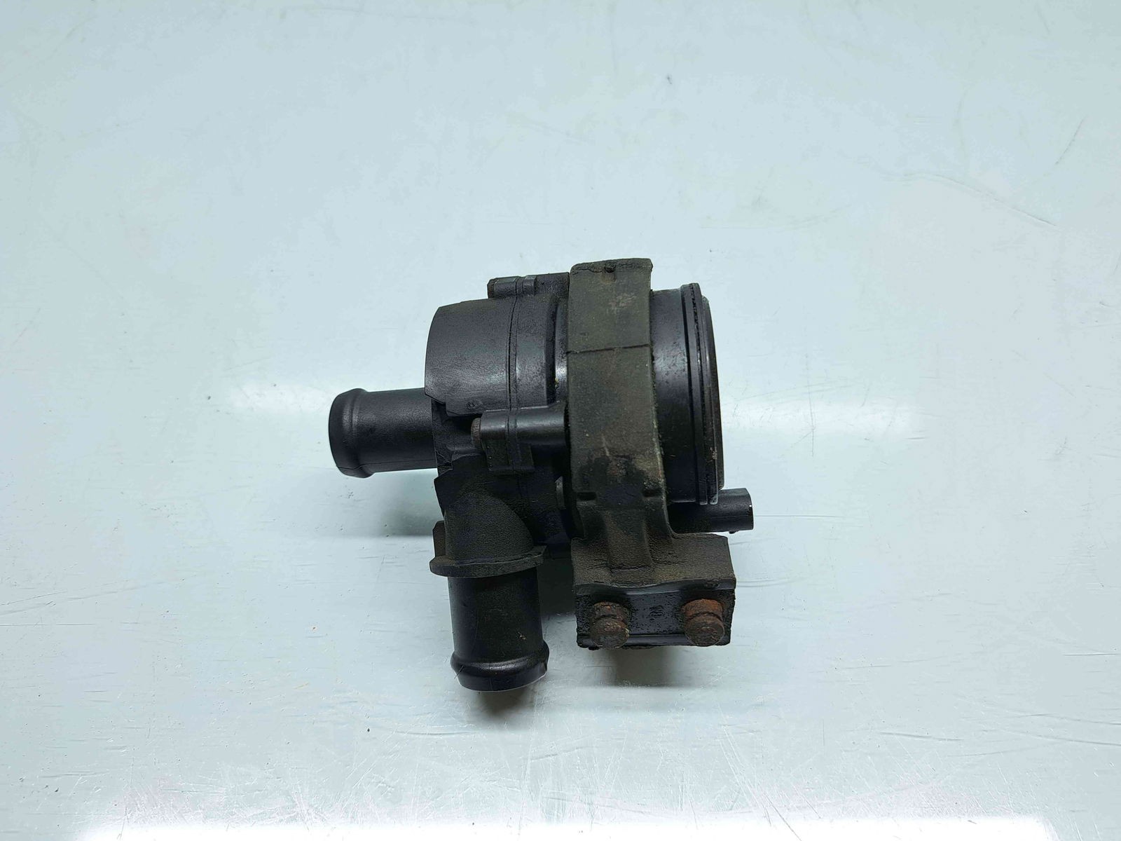 Pompa recirculare apa AUDI A3 Sportback (8VS, 8VM) [Fabr 2013-prezent] 5C0965567 / 0392023209 2.0 TDI CRLB 110KW / 150CP - imagine 1