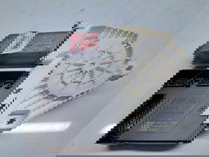 Motoras geam dreapta fata Volkswagen Passat CC (358) Facelift [Fabr 2012-2016] 3C0959793C / 3C8837462M