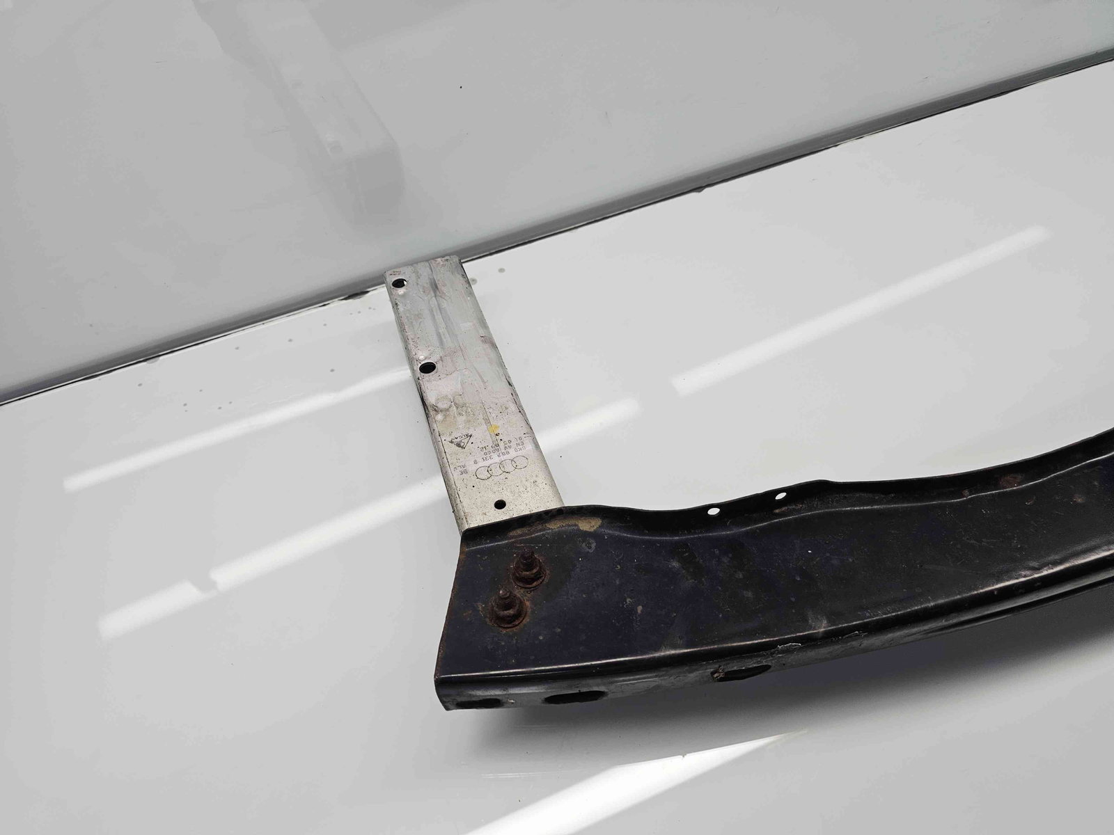 Armatura bara spate Audi A4 (8K2, B8.5) Facelift [Fabr 2008-2015] 8K0807331 - imagine 3