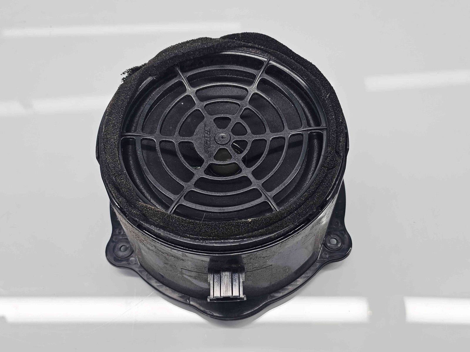 Boxa dreapta spate Audi Q7 (4LB) [Fabr 2006-2014] 4F0035415B - imagine 1