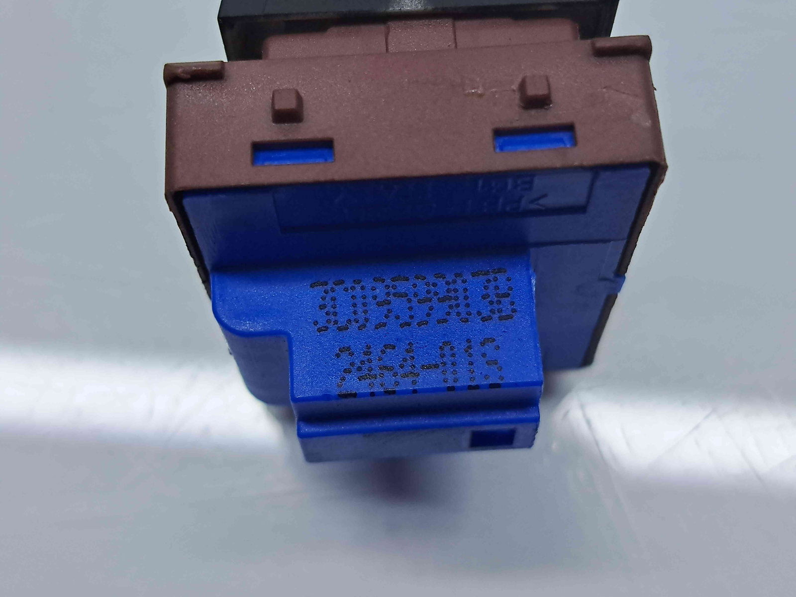 Buton deschidere portbagaj Volkswagen Passat CC (358) Facelift [Fabr 2012-2016] 3C0959903B - imagine 4