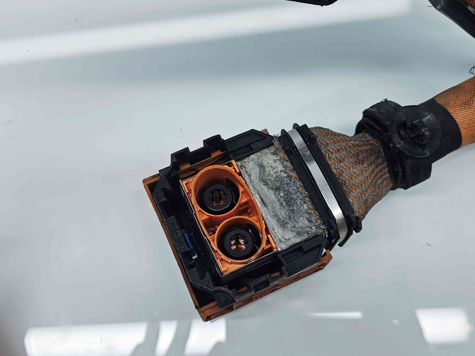 Cablu conector motor hibrid Dacia Jogger facelift [Fabr 2021-2025] 240809699R - imagine 4