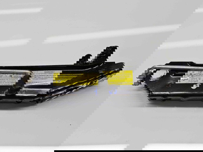  Cric Audi A3 Sportback (8PA) [Fabr 2004-2013] Facelift 8P0011031C