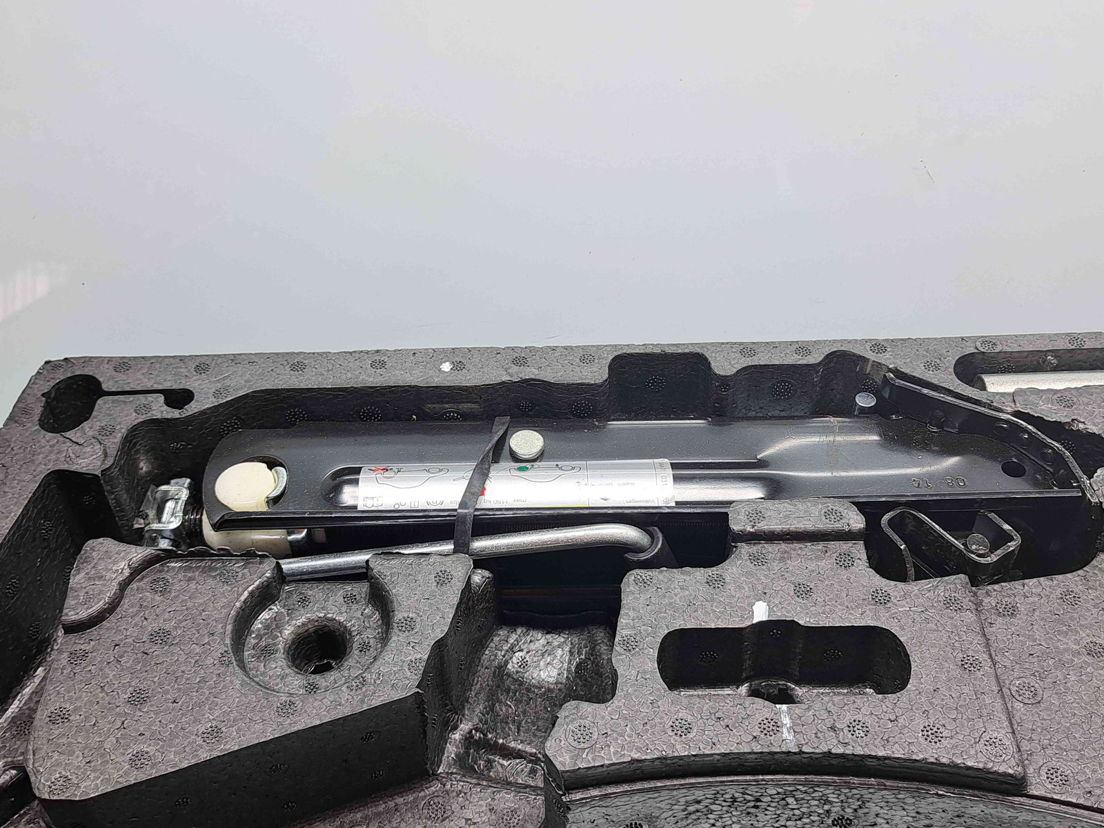 Set cric si cheie Volkswagen Passat CC (358) Facelift [Fabr 2012-2016] OEM - imagine 3