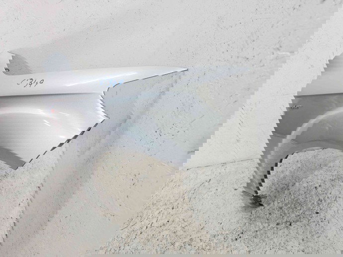 Aripa dreapta fata Audi Q7 (4LB) [Fabr 2006-2014] LX7W