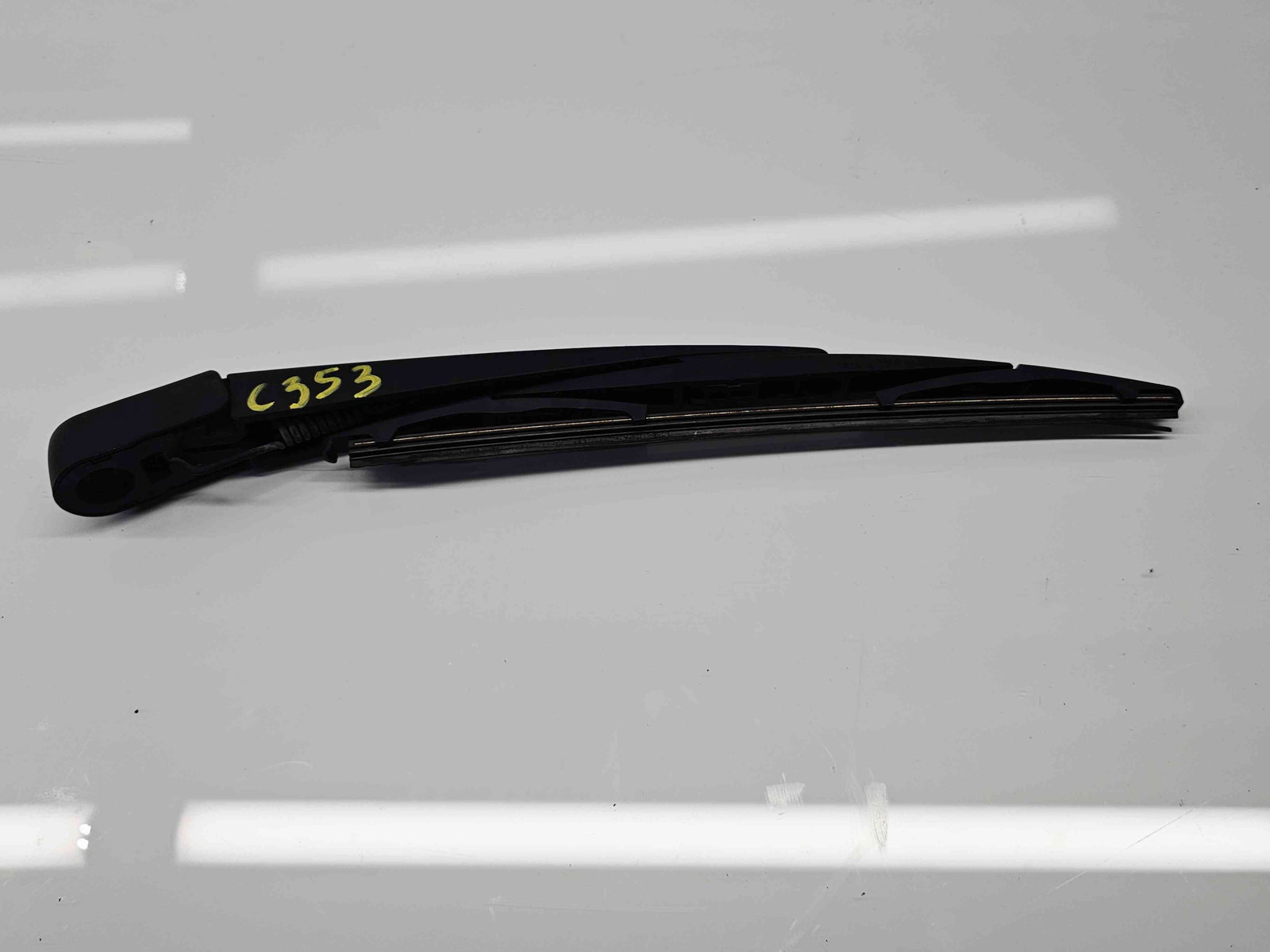 Brat stergator haion MITSUBISHI Outlander III [Fabr 2012-2014] OEM - imagine 1