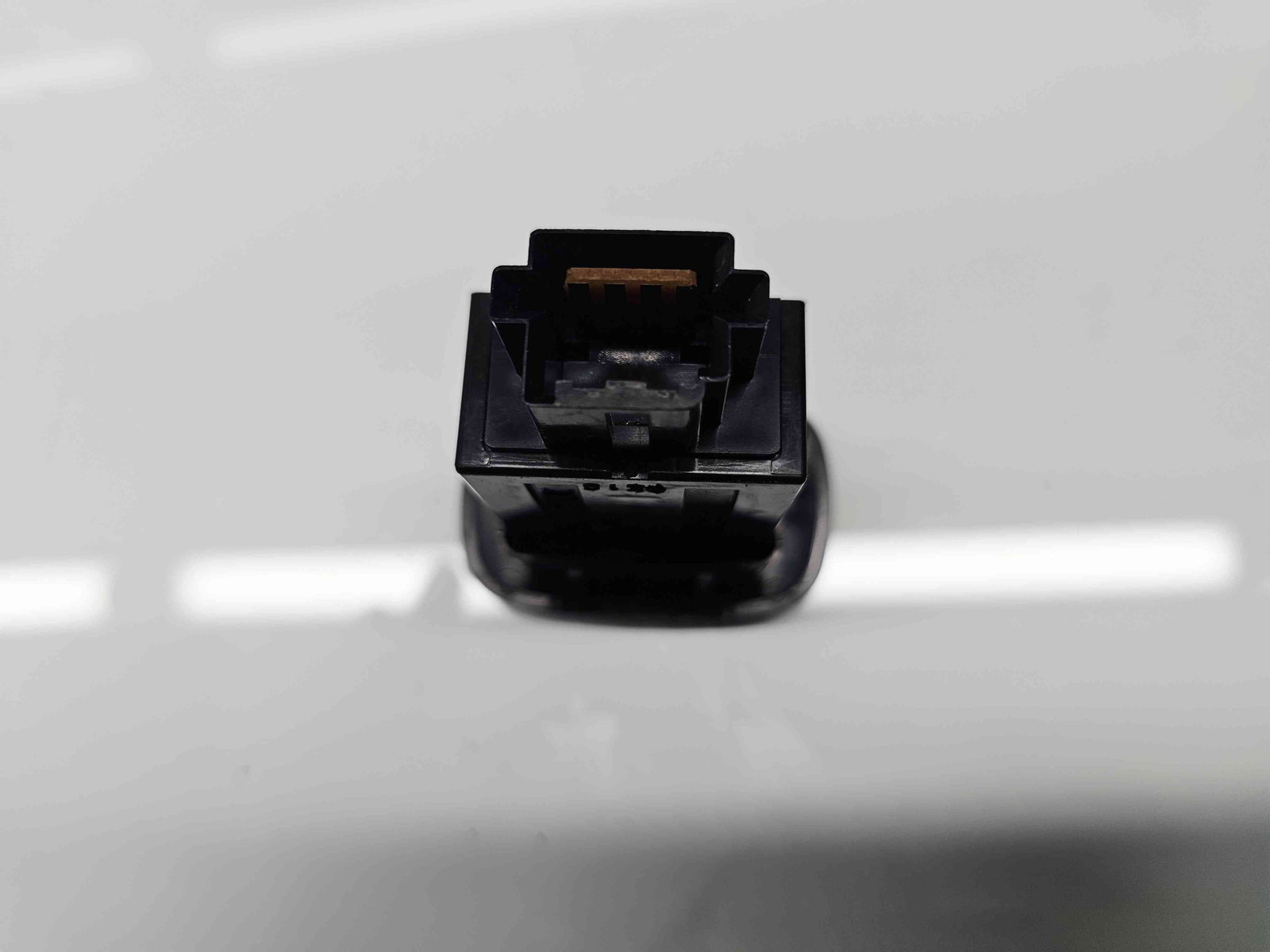 Buton deschidere portbagaj MITSUBISHI Outlander III [Fabr 2012-2014] OEM - imagine 5