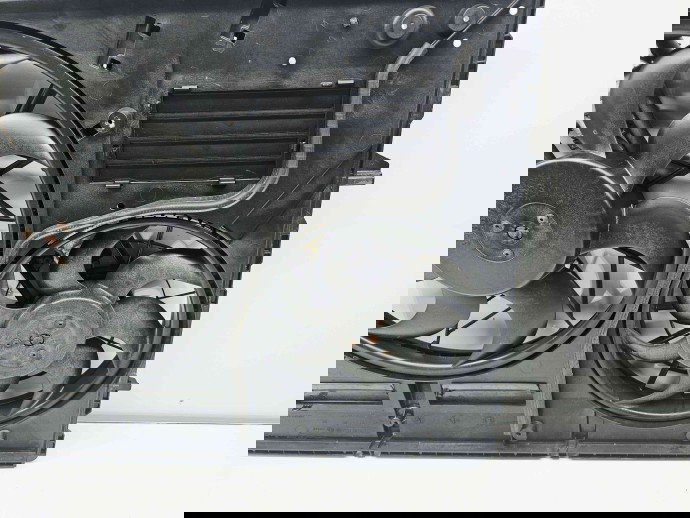 Electroventilator Audi Q7 (4LB) [Fabr 2006-2014] 7L0121207D 3.0 TDI CASA 176KW / 240CP