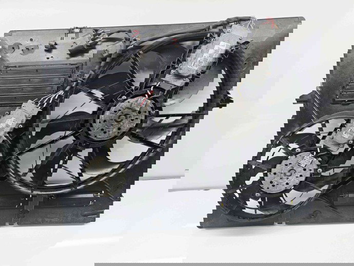 Electroventilator Audi Q7 (4LB) [Fabr 2006-2014] 7L0121207D 3.0 TDI CASA 176KW / 240CP