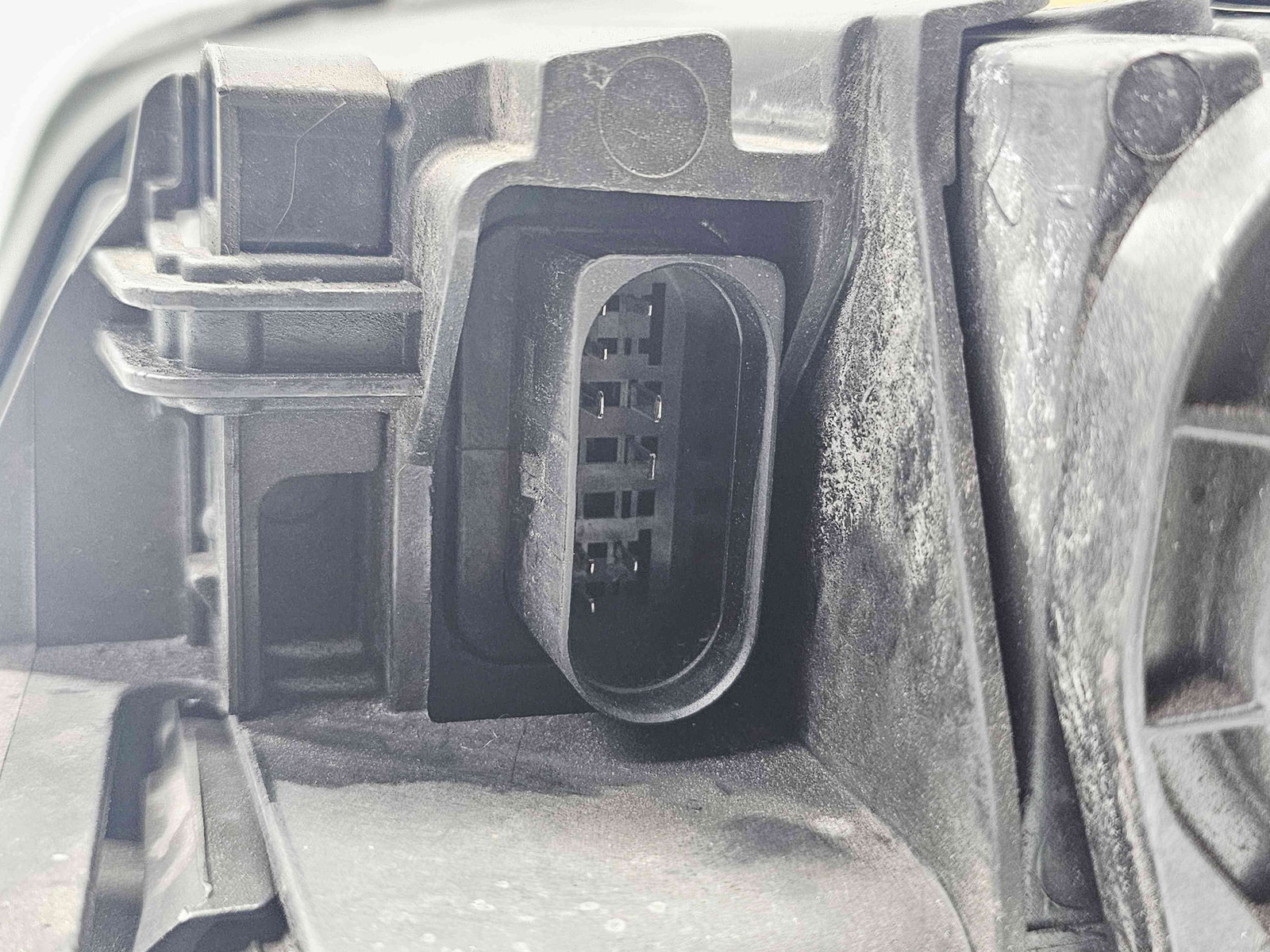 Far dreapta Audi Q7 (4LB) [Fabr 2006-2014] 4L0941004E - imagine 5