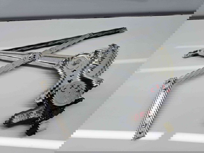 Macara electrica geam dreapta fata MITSUBISHI Outlander III [Fabr 2012-2014] 5713A384