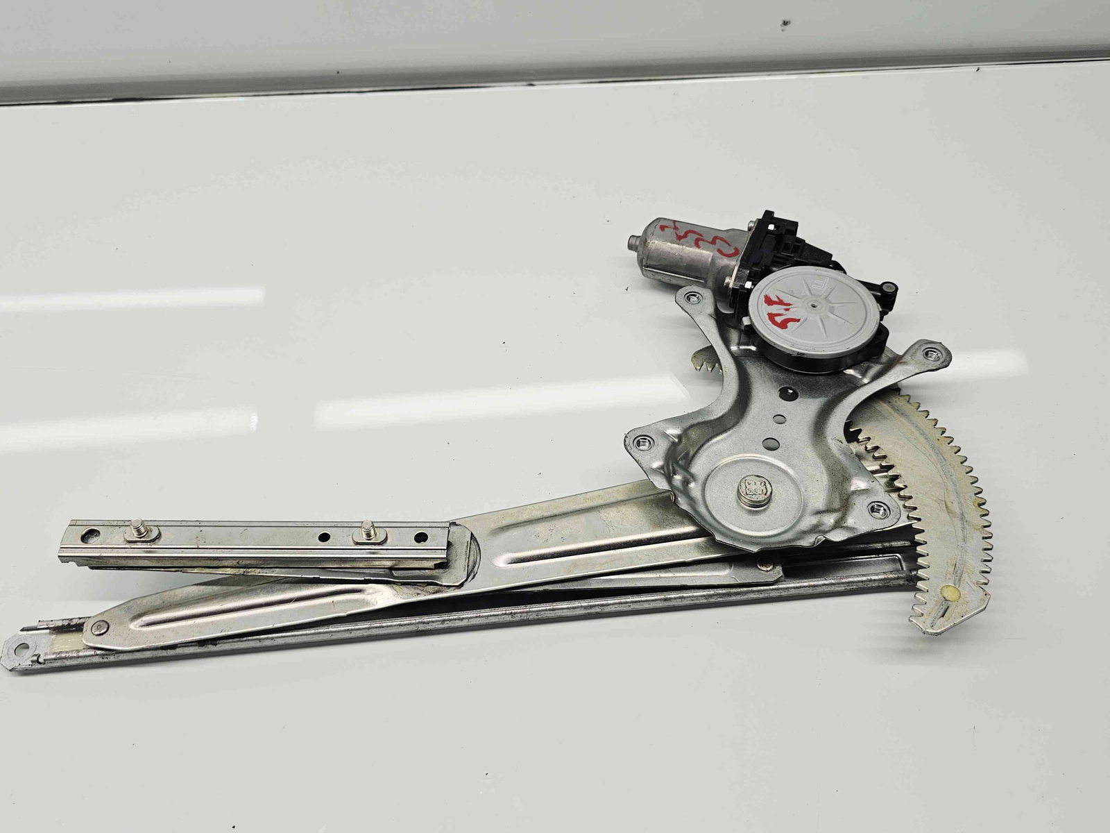 Macara electrica geam stanga fata MITSUBISHI Outlander III [Fabr 2012-2014] 5713A385 - imagine 1