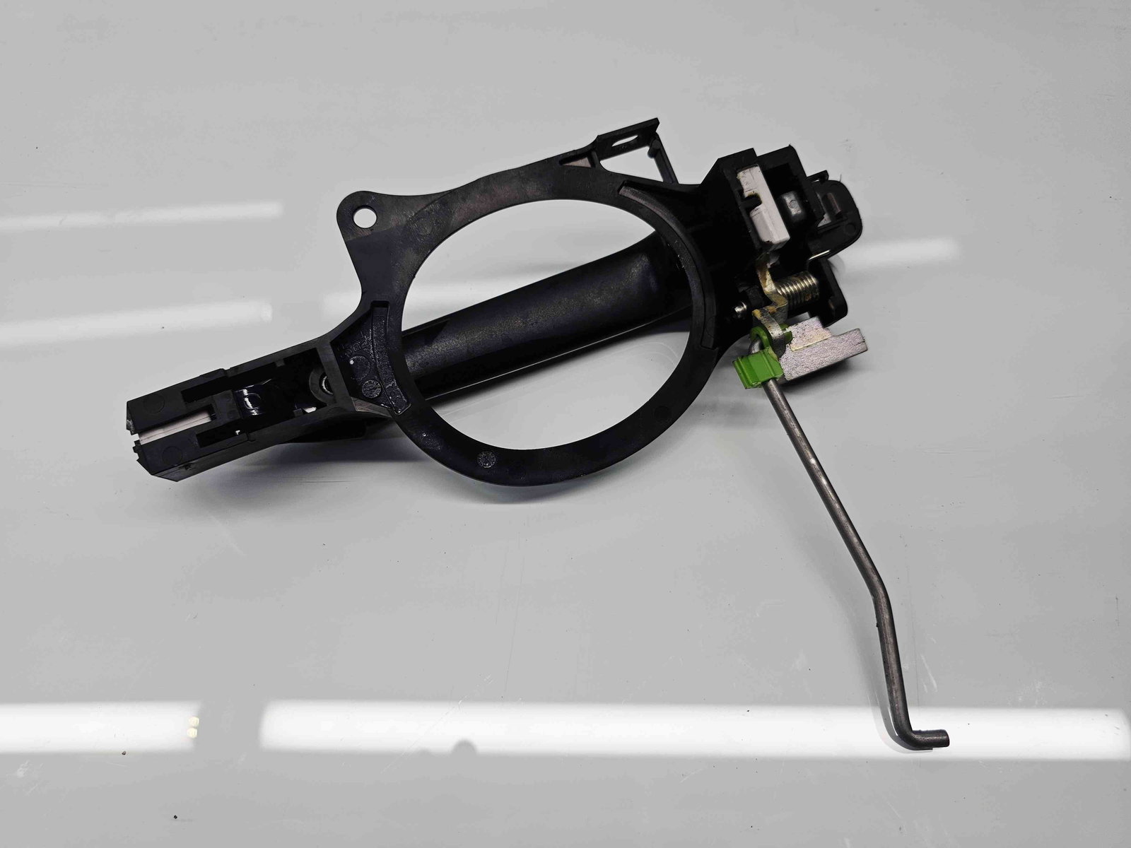 Maner usa stanga spate MITSUBISHI Outlander III [Fabr 2012-2014] X42A - imagine 3