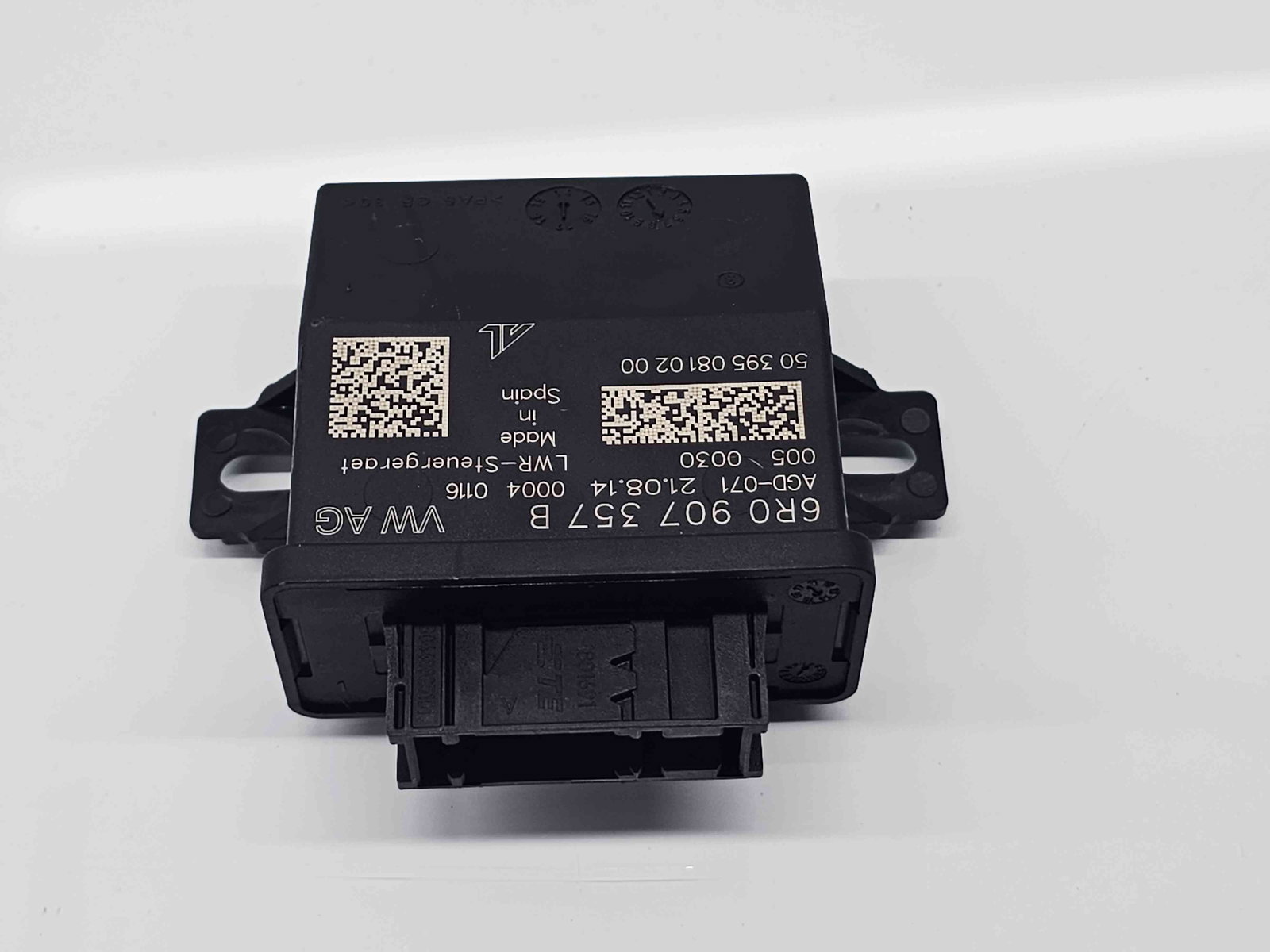 Modul control lumini Volkswagen Passat CC (358) Facelift [Fabr 2012-2016] 6R0907357B