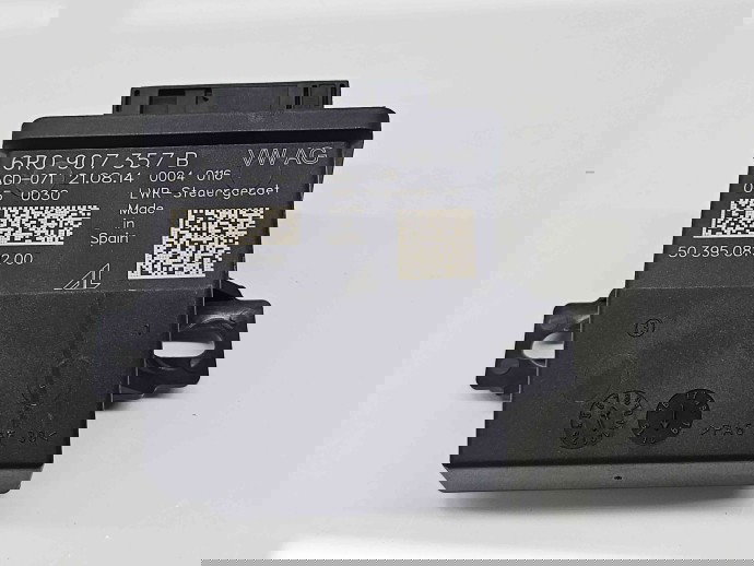  Modul control lumini Volkswagen Passat CC (358) Facelift [Fabr 2012-2016] 6R0907357B