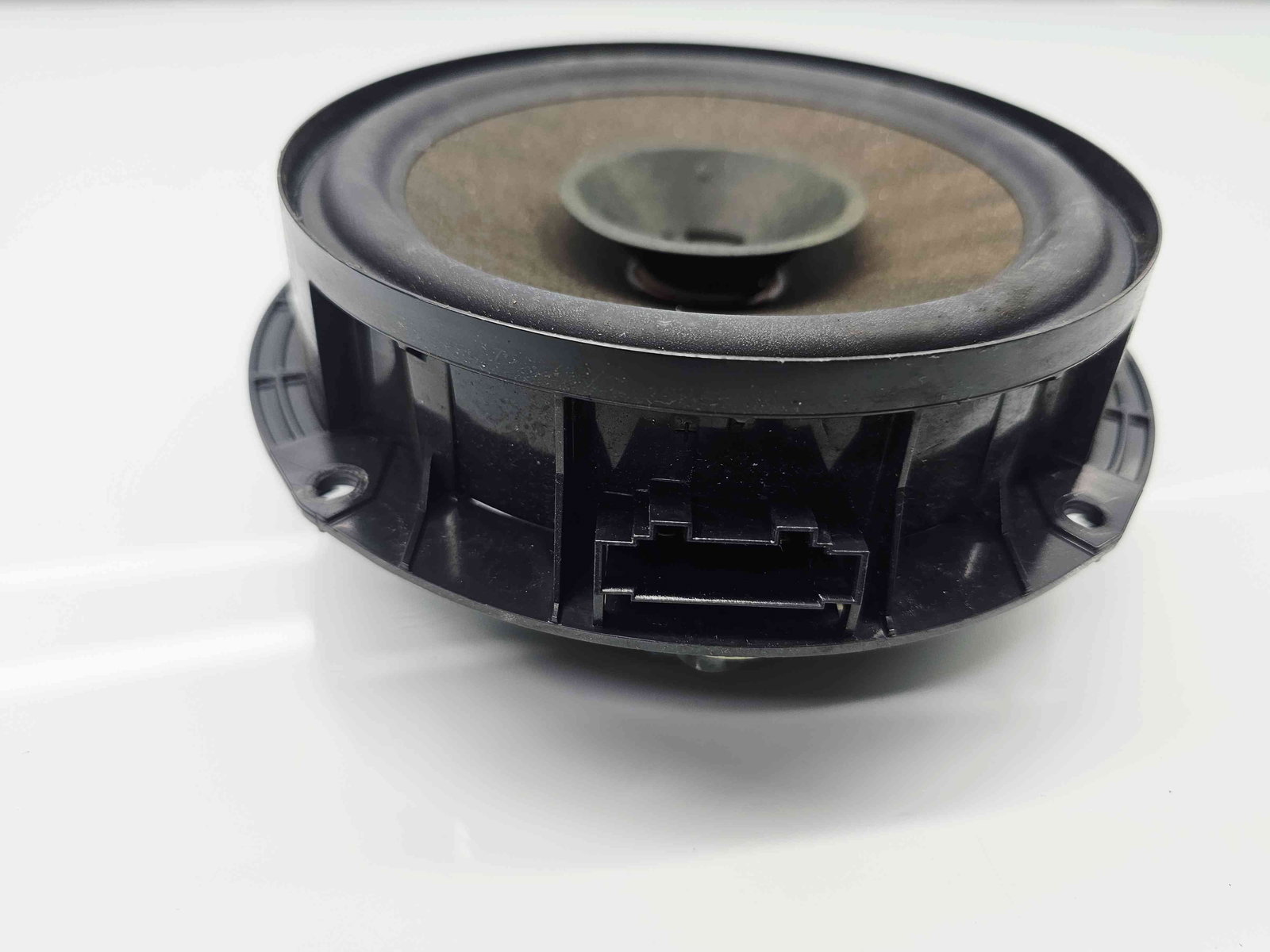 Boxa dreapta spate Volkswagen Polo (6R) [Fabr 2009-2016] 6R0035453A - imagine 2