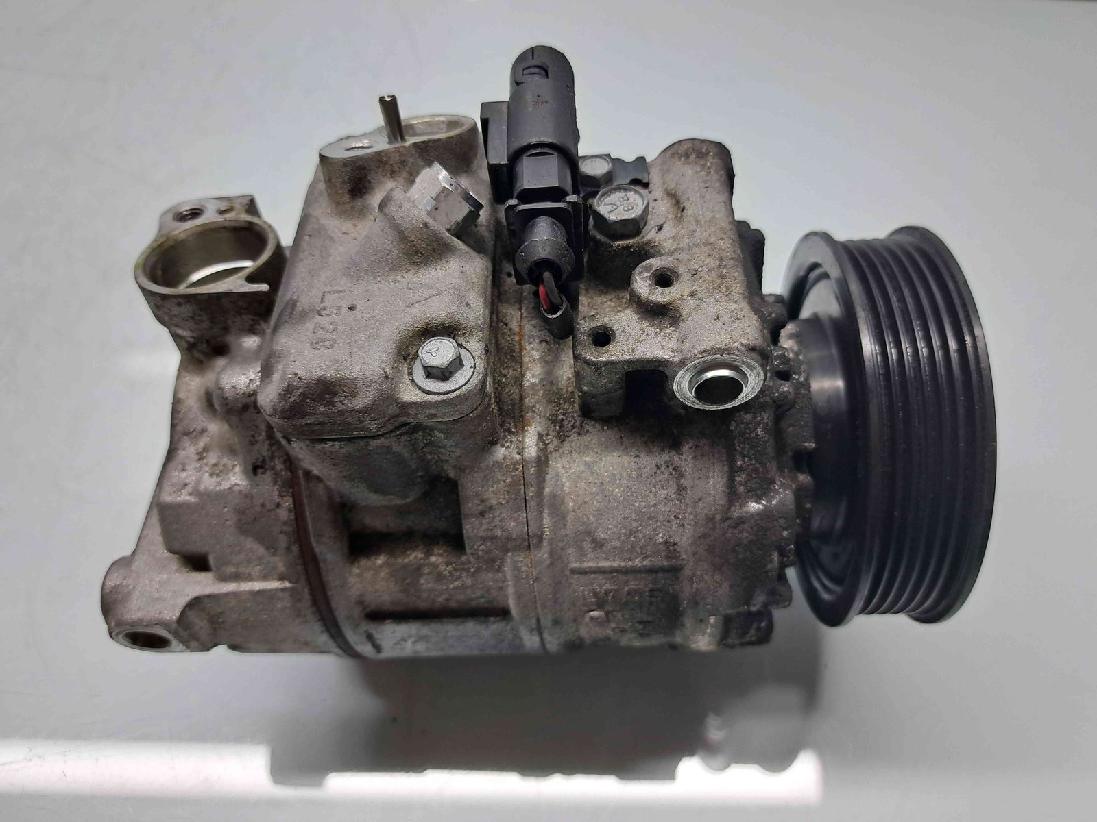 Compresor clima Audi Q7 (4LB) [Fabr 2006-2014] 7L68520803Q 3.0 TDI CASA 176KW / 240CP - imagine 6