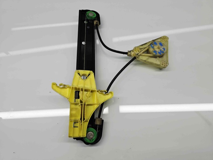 Macara electrica geam dreapta spate Volkswagen Polo (6R) [Fabr 2009-2016] 6RS839462B