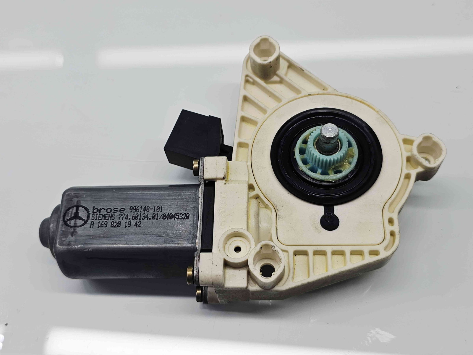 Motoras geam stanga spate Mercedes Clasa A (W169) [Fabr 2004-2012] A1698201942 - imagine 1