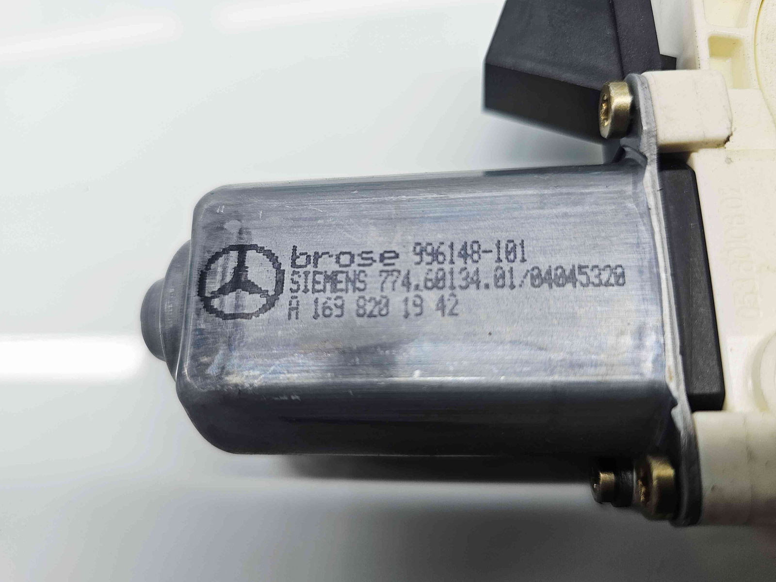 Motoras geam stanga spate Mercedes Clasa A (W169) [Fabr 2004-2012] A1698201942 - imagine 4