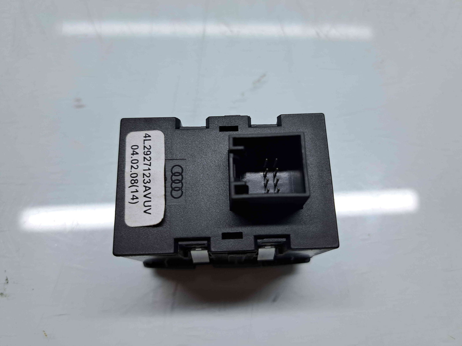 Butoane comenzi consola centrala Audi Q7 (4LB) [Fabr 2006-2014] 4L2927123A - imagine 3