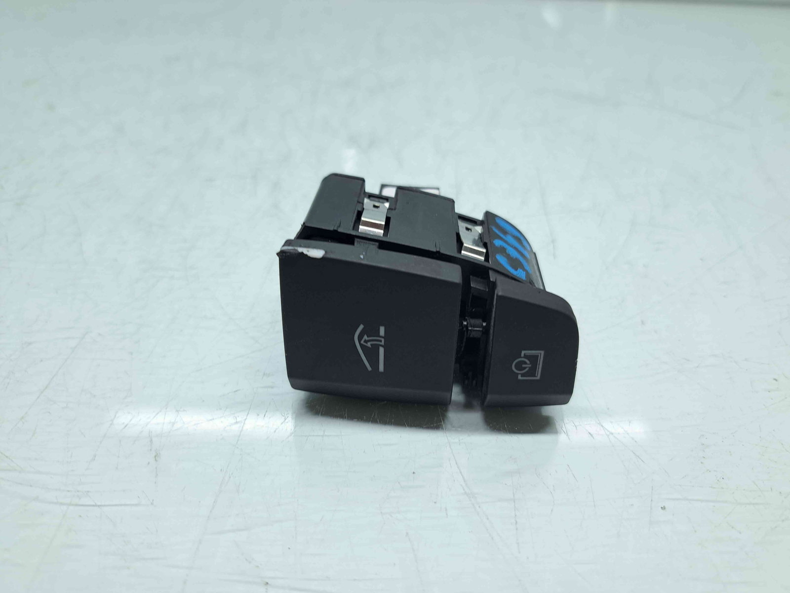 Buton eco Audi Q7 (4LB) [Fabr 2006-2014] 4L2927227 - imagine 1