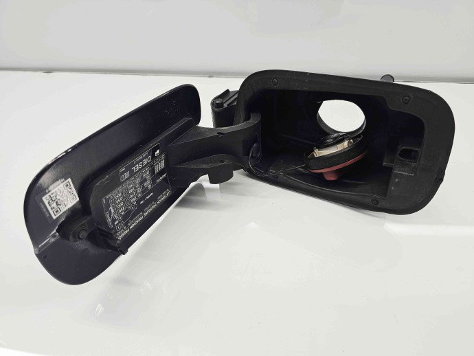 Capac rezervor Mercedes Clasa C Coupe (C204) Facelift AMG [Fabr 2011-2015] 197U NEGRU OBSIDIAN