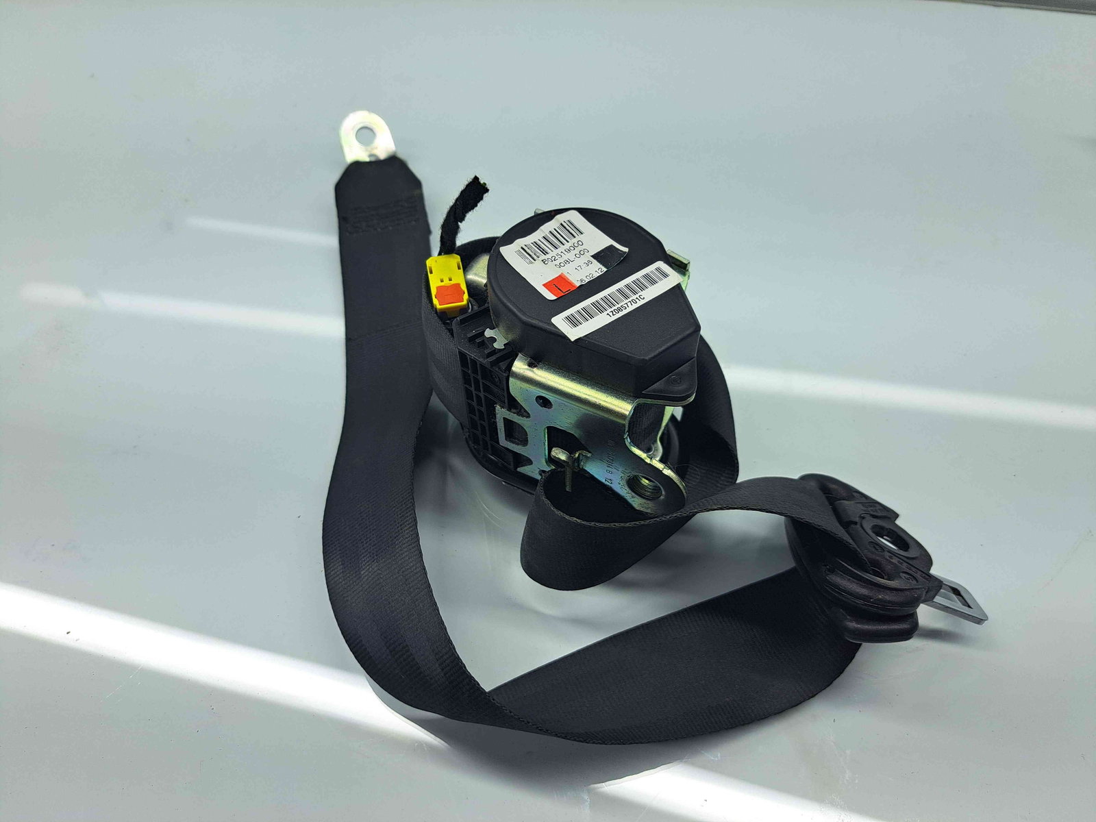 Centura stanga fata Skoda Octavia 2 Combi (1Z5) [Fabr 2004-2013] Facelift 1Z0857701 - imagine 2