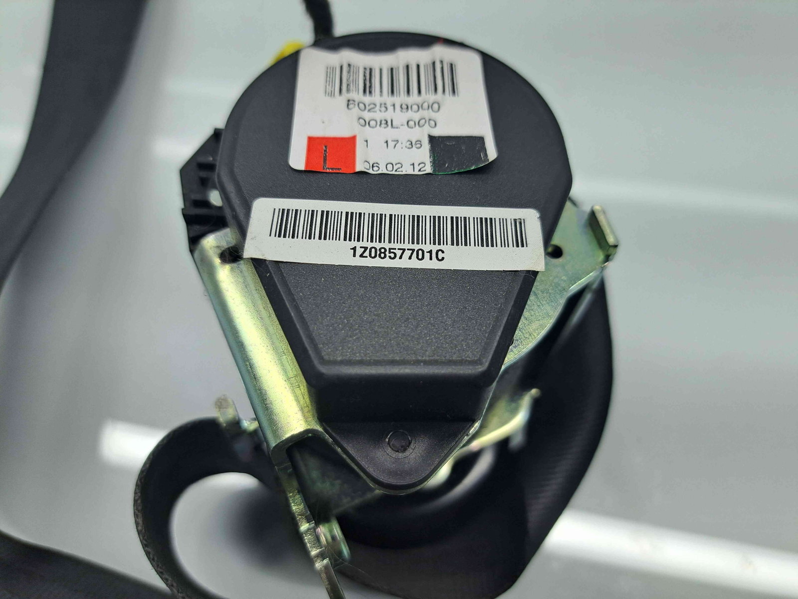 Centura stanga fata Skoda Octavia 2 Combi (1Z5) [Fabr 2004-2013] Facelift 1Z0857701 - imagine 3