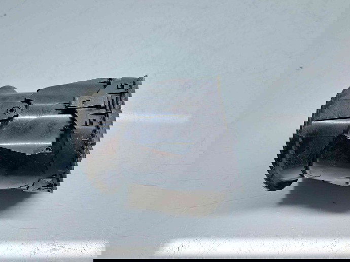  Grila aerisire centrala Volkswagen Caddy 3 (2KA, 2KH) [Fabr 2004-2010] 8VEX7039AB