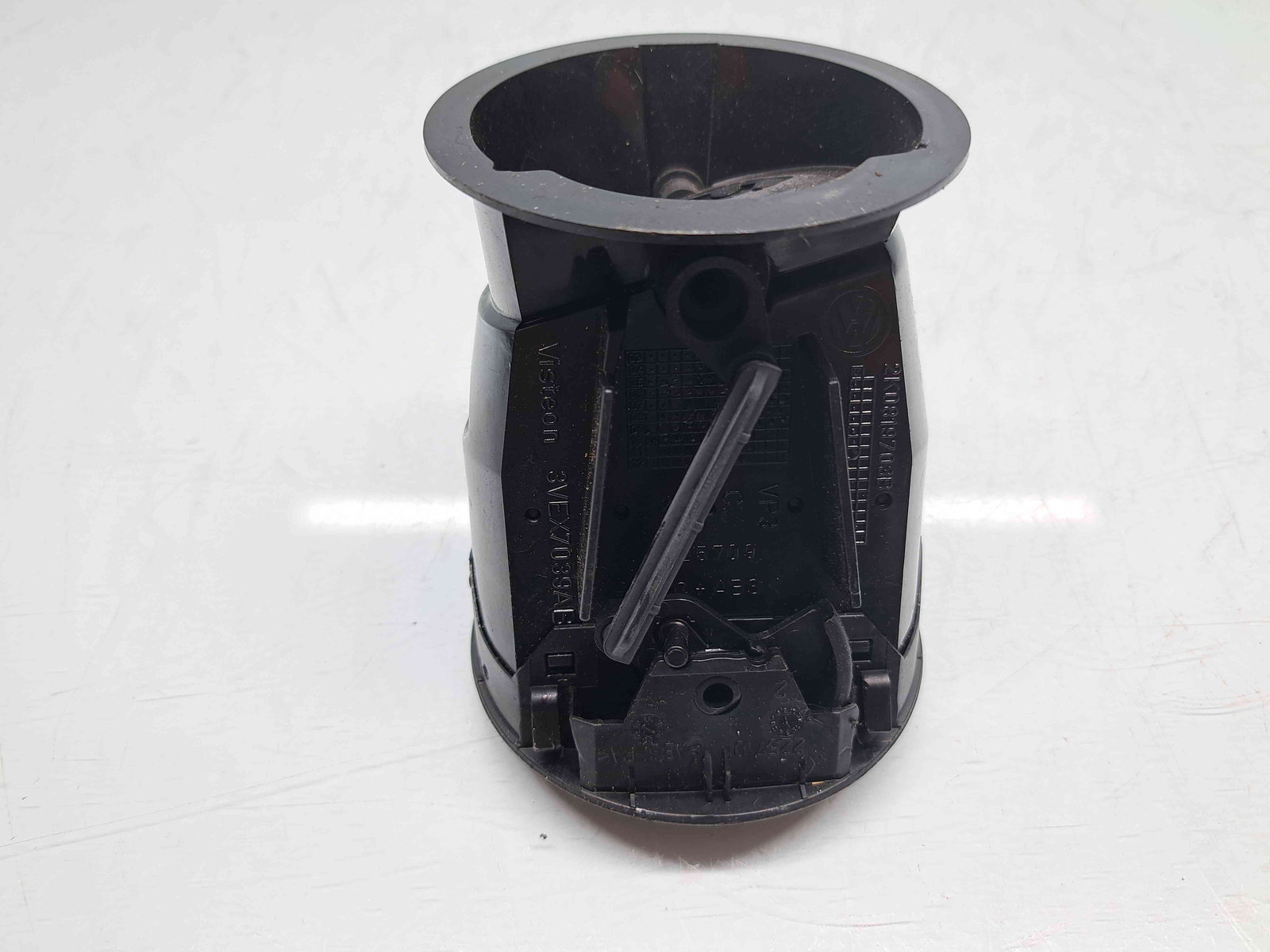 Grila aerisire centrala Volkswagen Caddy 3 (2KA, 2KH) [Fabr 2004-2010] 8VEX7039AB - imagine 2