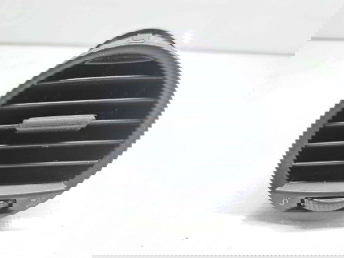  Grila aerisire centrala Volkswagen Caddy 3 (2KA, 2KH) [Fabr 2004-2010] 8VEX7039AB