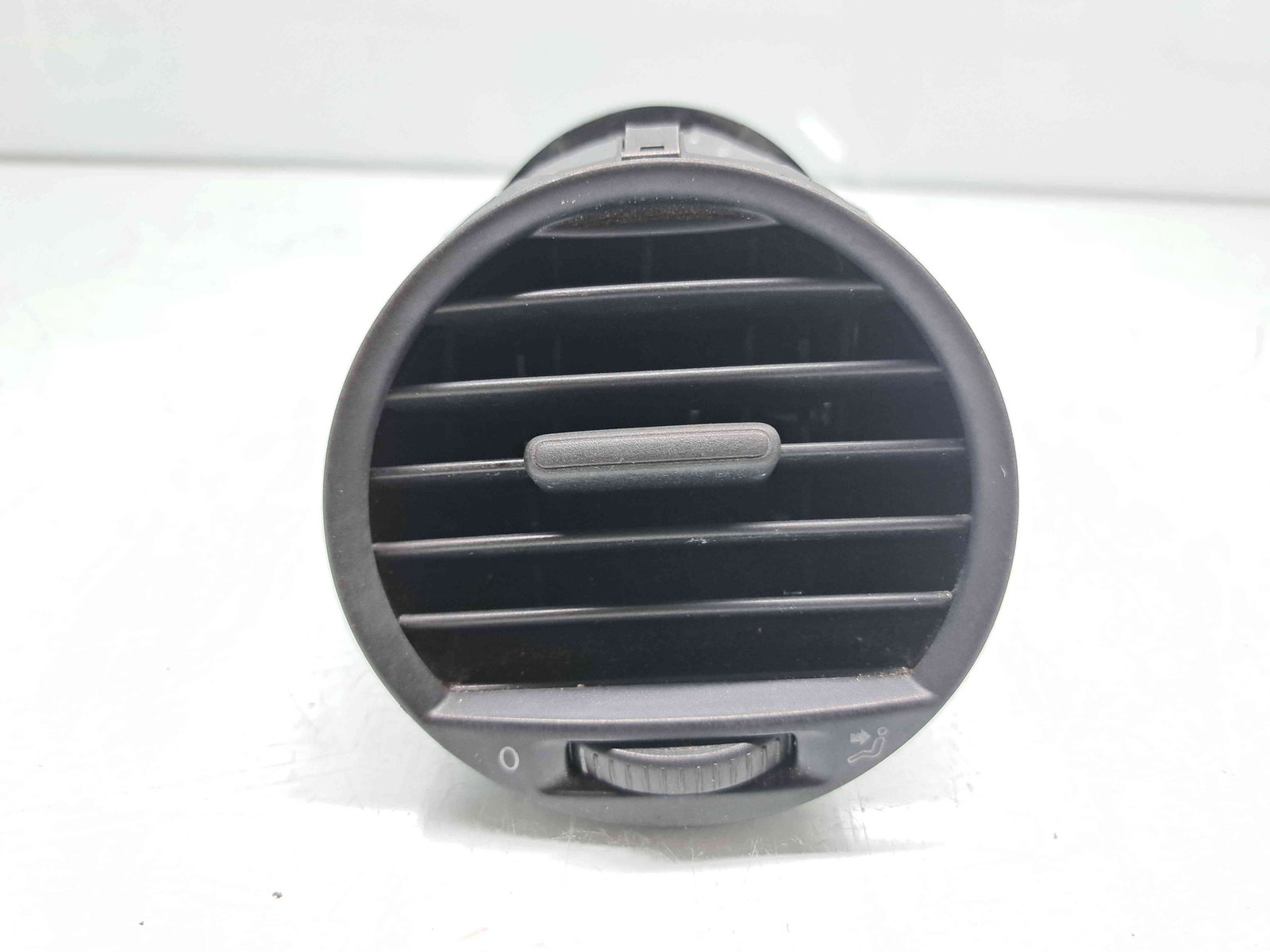 Grila aerisire centrala Volkswagen Caddy 3 (2KA, 2KH) [Fabr 2004-2010] 8VEX7039AB