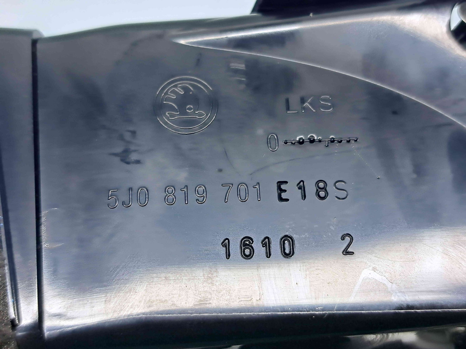 Grila aerisire dreapta Skoda Fabia 2 (5J, 542) [Fabr 2007-2014] 5J0819701E - imagine 4