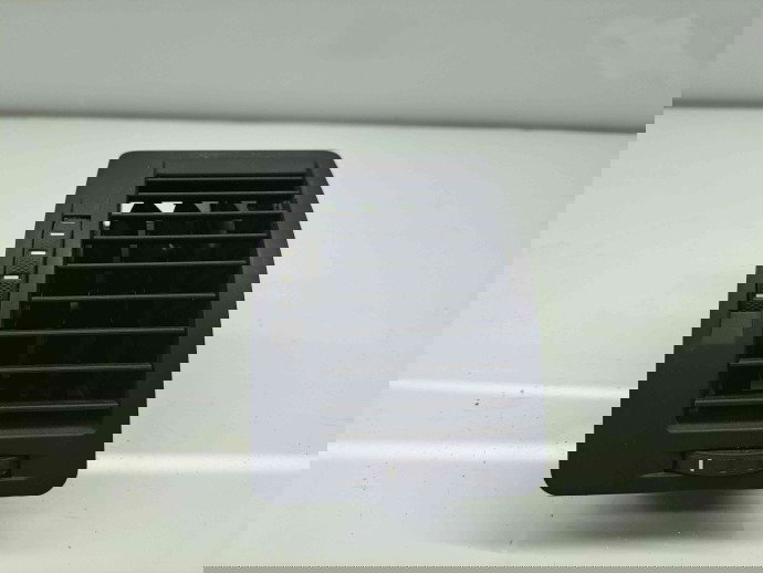  Grila aerisire dreapta Skoda Octavia 2 Combi (1Z5) [Fabr 2004-2013] Facelift 1Z0819702