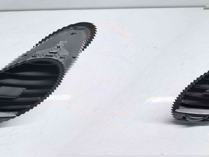  Grila aerisire dreapta Volkswagen Caddy 3 (2KA, 2KH) [Fabr 2004-2010] 8VEX7039AB