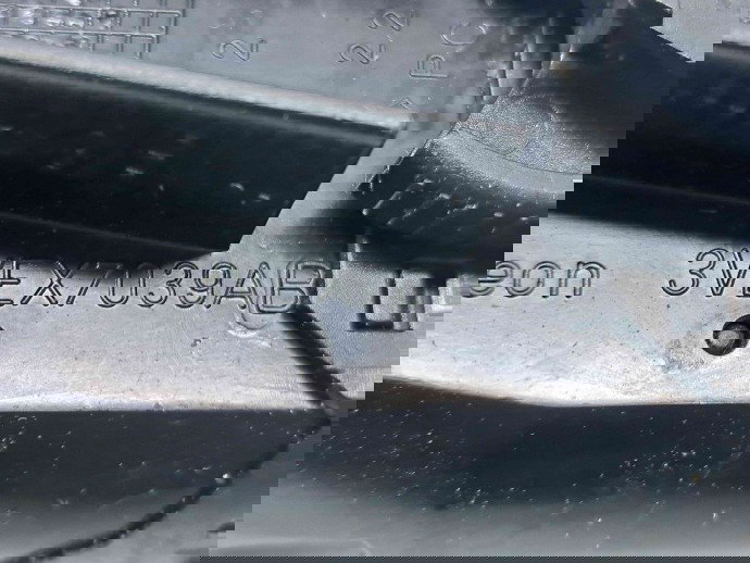  Grila aerisire dreapta Volkswagen Caddy 3 (2KA, 2KH) [Fabr 2004-2010] 8VEX7039AB