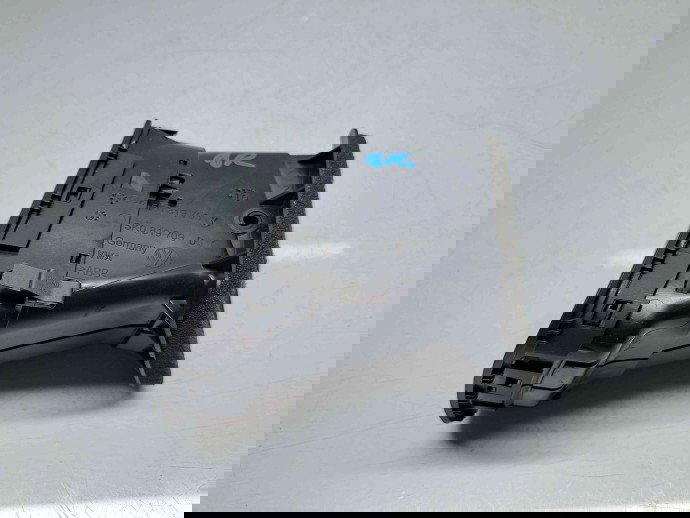  Grila aerisire dreapta Volkswagen Golf 6 (5K1) [Fabr 2009-2013] 5K0819703K